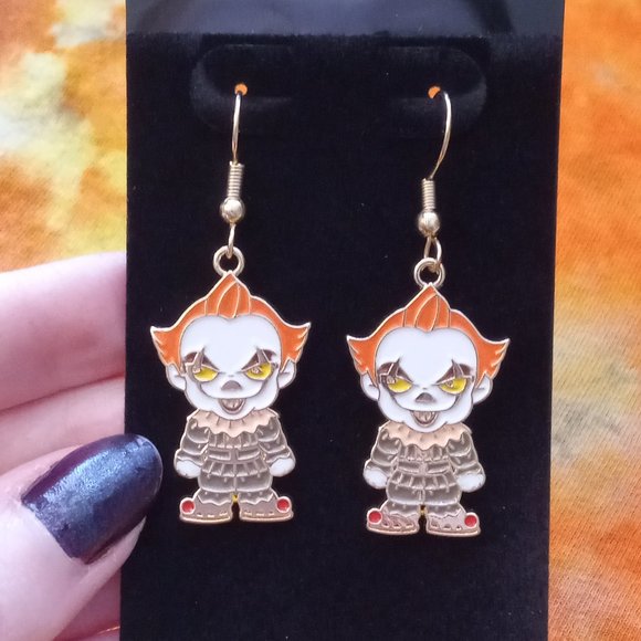 Handmade PENNYWISE Horror Earrings - Picture 2 of 6